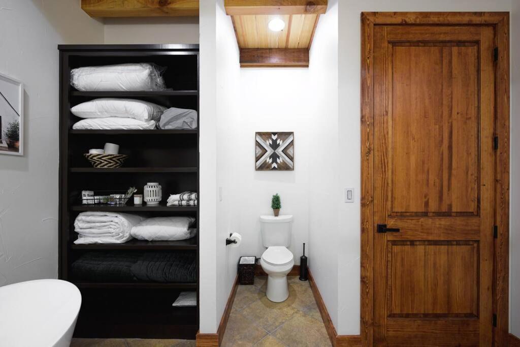 Little Dutch Cabin #3 - 12 Min To Magnolia-Baylor Bellmead Luaran gambar