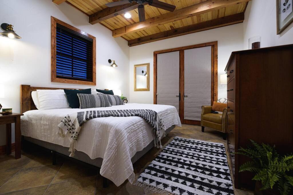 Little Dutch Cabin #3 - 12 Min To Magnolia-Baylor Bellmead Luaran gambar